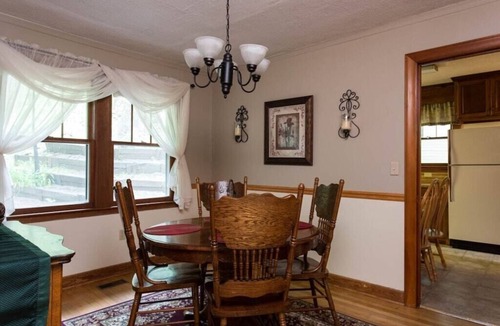 Chimney Rock House | Pets Welcome, Big Views, Easy Walk into Chimney Rock Village, Internet