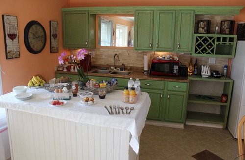 Colington Bed & Breakfast | Pierhouse Bed & Breakfast