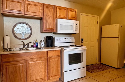 West Old Town Apartment | Prickly Pear Suite, Near Old Town