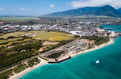 Kahului Apartment | Prime Location! Outdoor Pool, Pet-Friendly Property