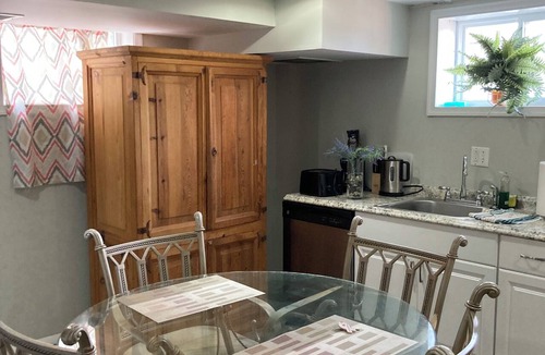 Brightwood Park Apartment | Private Deluxe Studio in trendy neighborhood close to the metro and restaurants.