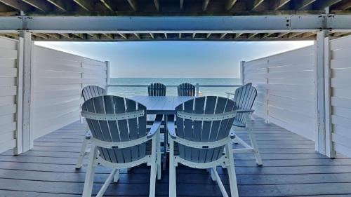 Put-in-Bay House | Put-in-Bay Waterfront Condo #106
