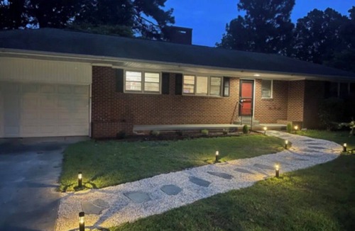 Sanford House | Retro Ranchhouse