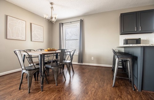 Five Points South Condo | Ridge Retreats - Unit C: King Bed/Hilltop View/TVs