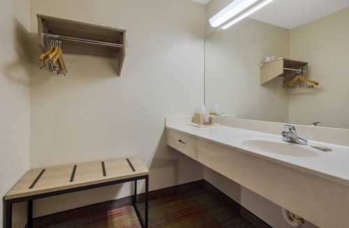Ardmore Hotel | Rodeway Inn Ardmore I-65