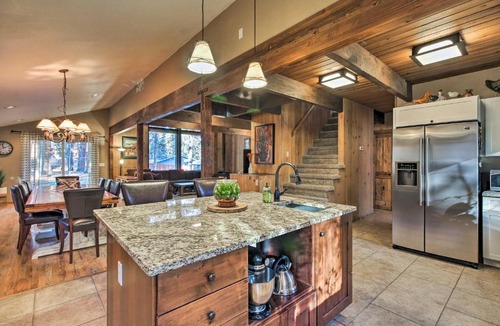 Orchard District House | Rustic Bend House w/ Deck, Fire Pit & Yard!