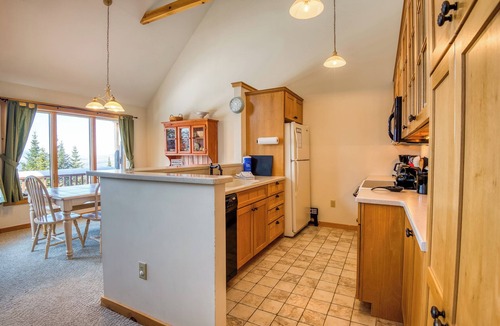 Rangeley Condo | Saddleback - Rock Pond Condo 83 - ski in , ski out location