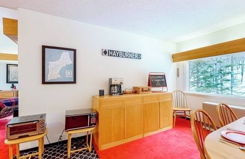 Carrabassett Valley House | Ski-in/ski-out mountainside townhouse w/fireplace, fast WiFi, washer/dryer