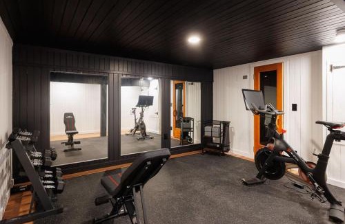 Waterville Valley House | Sleeps 16-Hottub-Sauna-Pet Friendly-7 Min to Ski