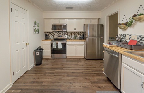 Gunter Afs House | Spacious 2 BR Westminster Wonder w/Porch & Office