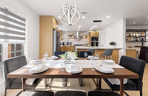 Glendora House | Spacious 5-bedroom country house in tranquil Glendora with AC