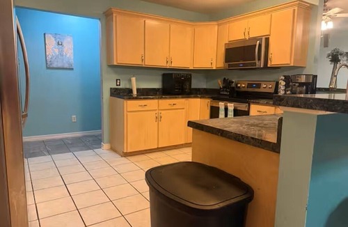 De Funiak Springs House | Spacious 7BR Retreat with Huge Pool, Hot Tub & Private Arcade!