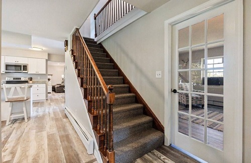 Brewer House | Spacious Colonial | Large Groups | Fire Pit