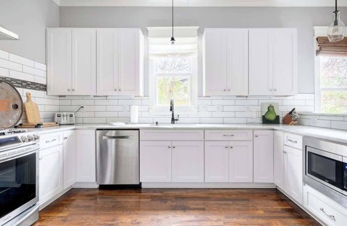 Eastwood House | Spacious Designer Gem, Dog Friendly, Private Patio | Grill, Patio 3 Blocks to Grocery, 5 Mins to 5 Points, 15 Mins to Broadway, 24 Hour Hospitality Team, Perfect for Families