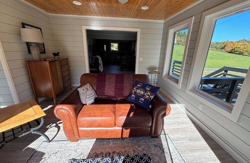 Cullowhee Condo | Spacious, Light Filled Apt. - Nestled along the Tuckasegee River, 2 Mi. from WCU