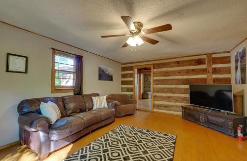 Greene County House | Spacious Yard + Fire Pit: Afton Family Cabin!