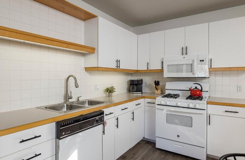 Moab Apartment | Stella Ruby Cottages - Steps to Main Street!