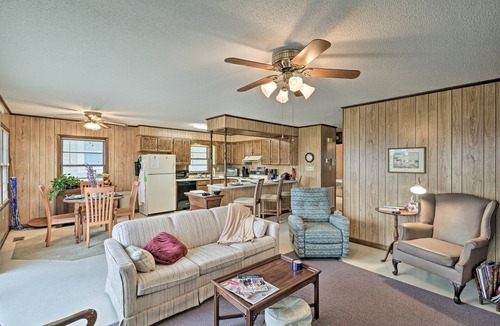 Holden Beach Cottage | Steps to Beach! Coastal Second Row Retreat