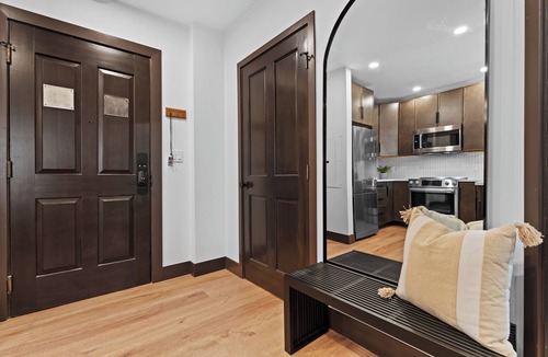River Run Condo | Steps to Keystone Gondola - River Run Village Condo w/Hot Tubs