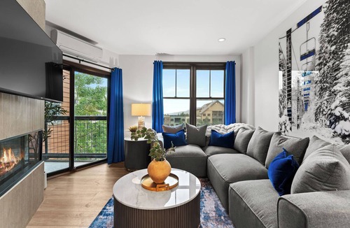 River Run Condo | Steps to Keystone Gondola - River Run Village Condo w/Hot Tubs