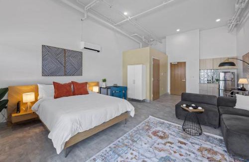 Northside Apartment | Studio | near Aquarium, Coolridge Park