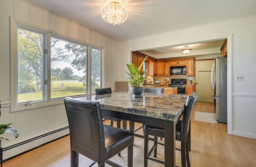 Au Gres House | Stunning Au Gres Retreat w/Grill < 1 Mi to Marina