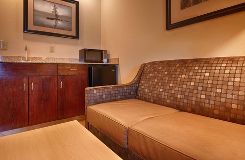Roanoke Rapids Hotel | SureStay Plus Hotel by Best Western Roanoke Rapids I-95