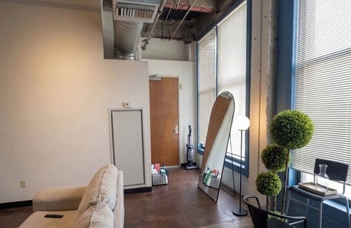 Historic Core Apartment | The Continental Oversized Loft