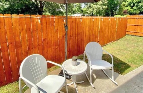 Athens Apartment | TOADHAUS Modern Private Studio near UGA & Downtown Athens quiet safe residential