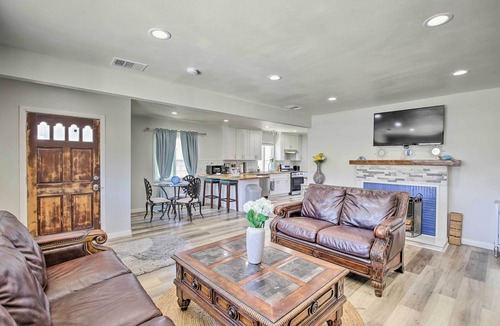 Compton House | Updated Compton Home ~ 10 Mi to SoFi Stadium!
