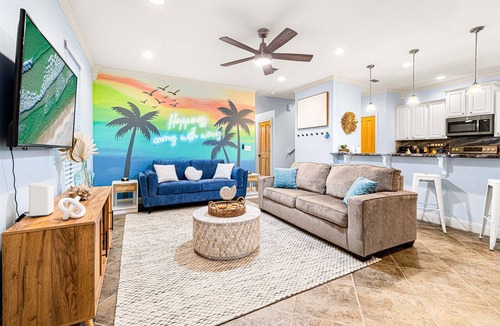 Villages of Crystal Beach House | Walk 2 Beach · Zero Entry Pool · Gated Resort