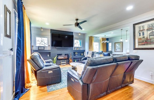 Norwood House | Walk to Amphitheater: Birmingham Retreat w/Games