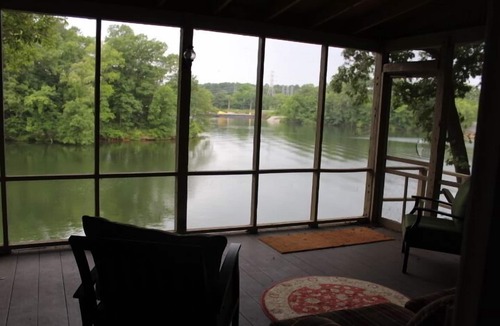 Florence Cabin | Waterfront Cabin/Clean Water/Jump off the top/Space for large family/fishing