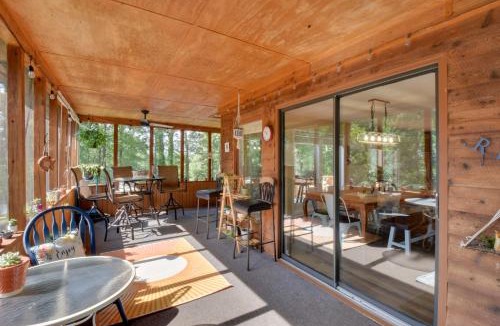 Wiley House | Waterfront ‘CasAbella Cottage’ w/Kayaks & Fishing