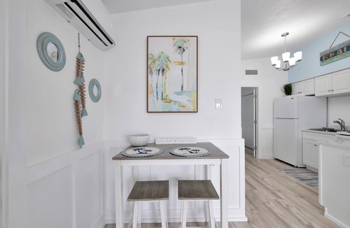 Indian Rocks Beach Apartment | Waterfront Pet Friendly Boat Dock Walk 2 Beach