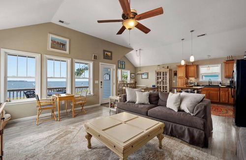 Colington House | WATERFRONT Property on KDH Bike Path with water access, bikes, kayak, and canoe
