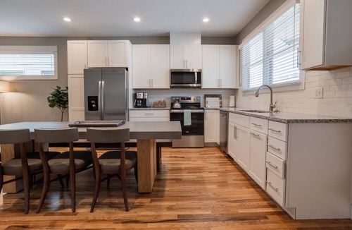Woodfin Villa | Weeping Willow | Pet Friendly Luxury Asheville Villa with Hot Tub, EV Charger & King Beds