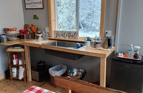 Fritz Creek Cabin | West Wayside Cabin within 15 minutes of the Homer Spit