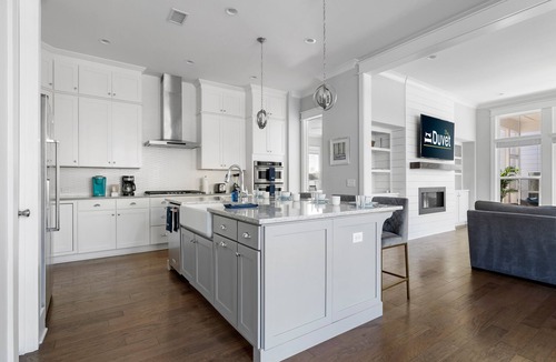Mount Pleasant House | Your Home Away From Home | The Silver Lotus
