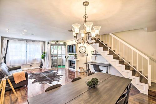 2 Mi to Griffith Park! Burbank Extended-Stay Condo