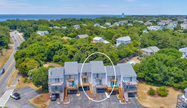 2BR | Pool | Deck | Tennis | W/D
