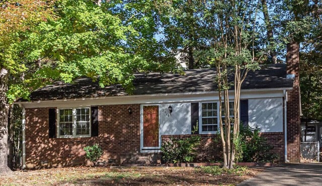3BR Kid Friendly Fenced in Swingset