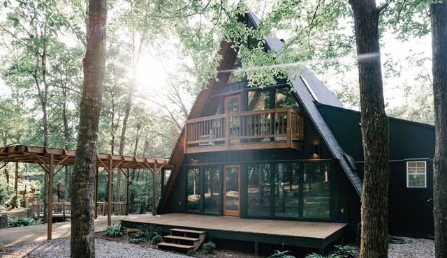A-Frame lake house on West Point w/private dock