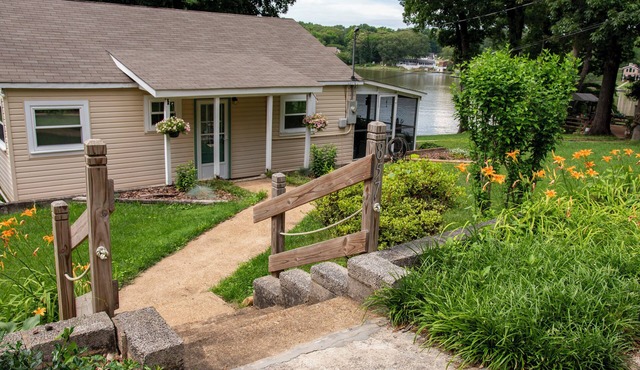Ahhh, Relax in this Furnished, Clean and Quiet Lake House. Great 5 star reviews.
