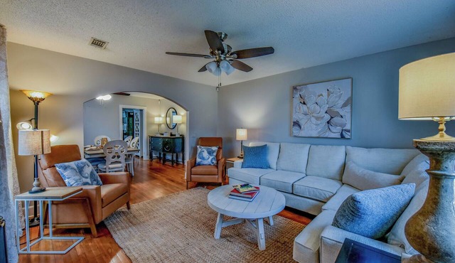 Bama Bungalow - Book for football season and more!