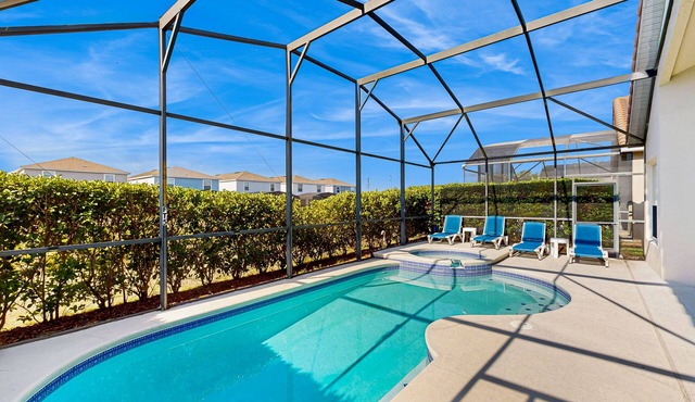 Beautiful home with private pool and space for the whole family
