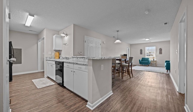 Collins Corner at University Park 3BR/3BA apartment near Campbell University