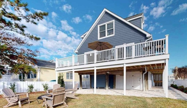 Completely Renovated South Bethany House, 5- minute walk to beach
