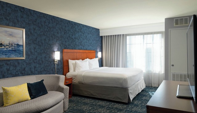 Courtyard by Marriott Old Town