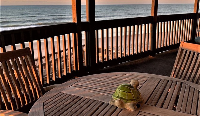 DISCOUNTED Rates for Aug. 2026-Newly Renovated 3 Bed, 3 Bath Oceanfront pt. Unit